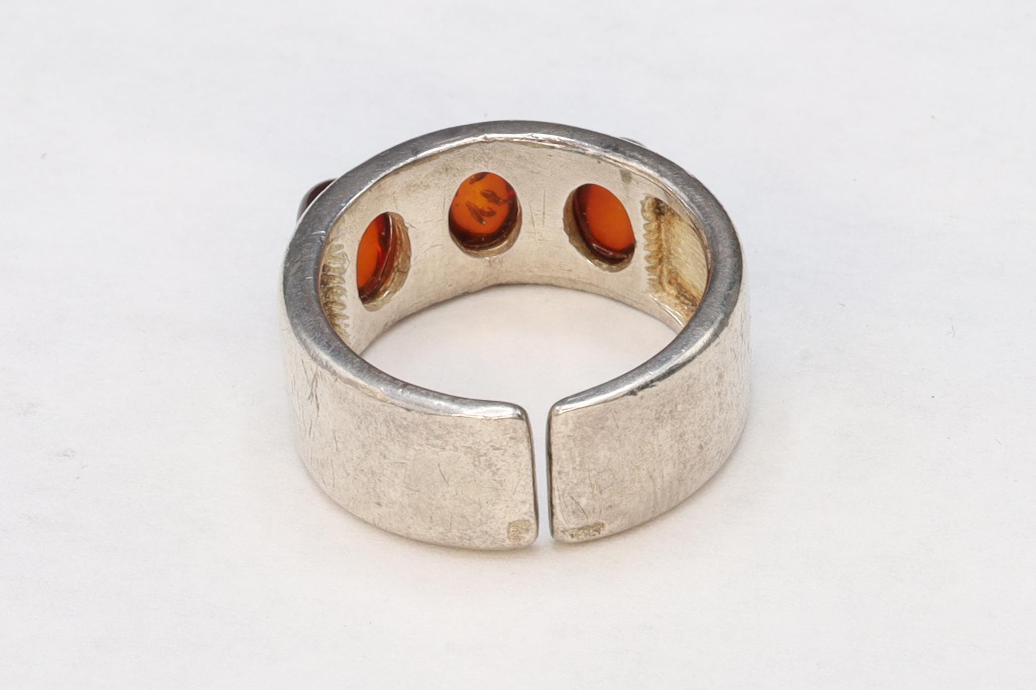 Baltic Amber And 925 Sterling Silver Ring, A Modernist Band Ring Size 8 With 3 Amber Cabochons And Hallmark, Breslau Wroclaw Poland Jewelry,