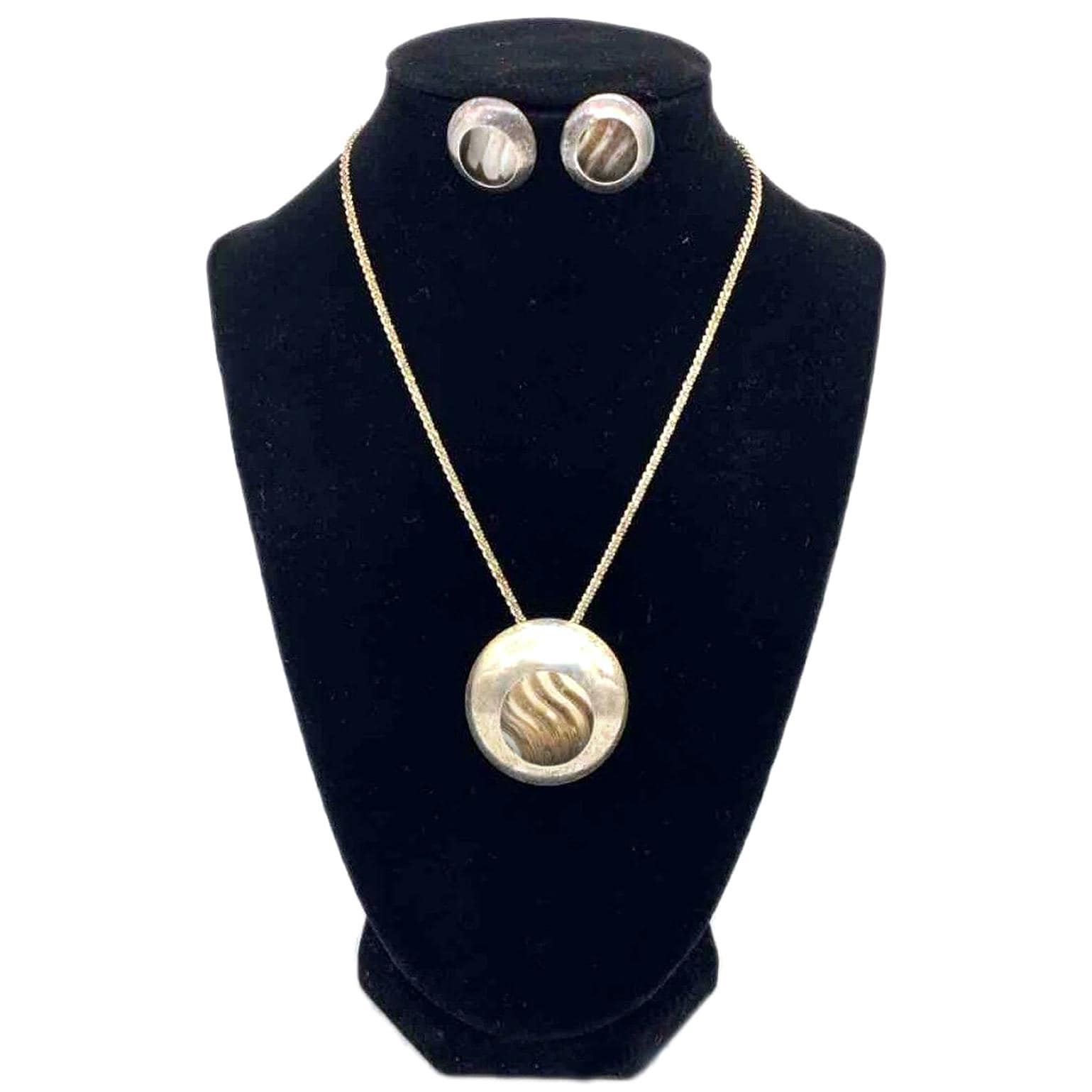 Vintage Sterling Silver Modernist Jewelry Set, Pendant Necklace And Earrings, Wavy Disc, Shadowbox Like Design, Retro Fashion Accessories