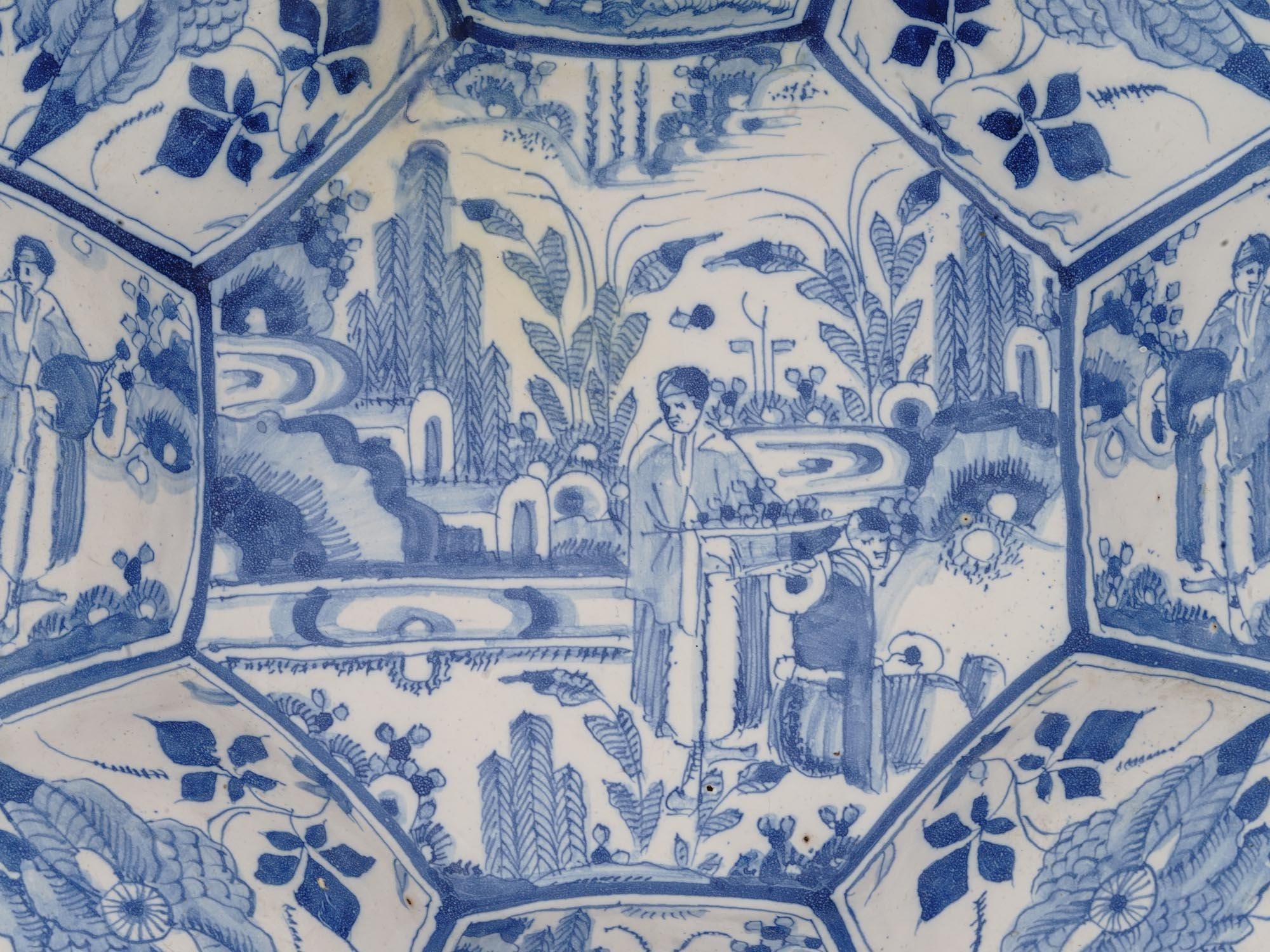 Antique 17th Century Kraak Ceramics, Large Blue And White Charger Plate With Lobulated Design, Germany Circa 1680s In A Chinoiserie Style