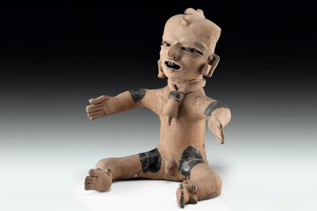 Ancient Pre Columbian Veracruz Pottery Male Sitting Figure, Remojadas Art Type 450 to 600 AD, Eastern Mexico, Thermoluminescence Tested