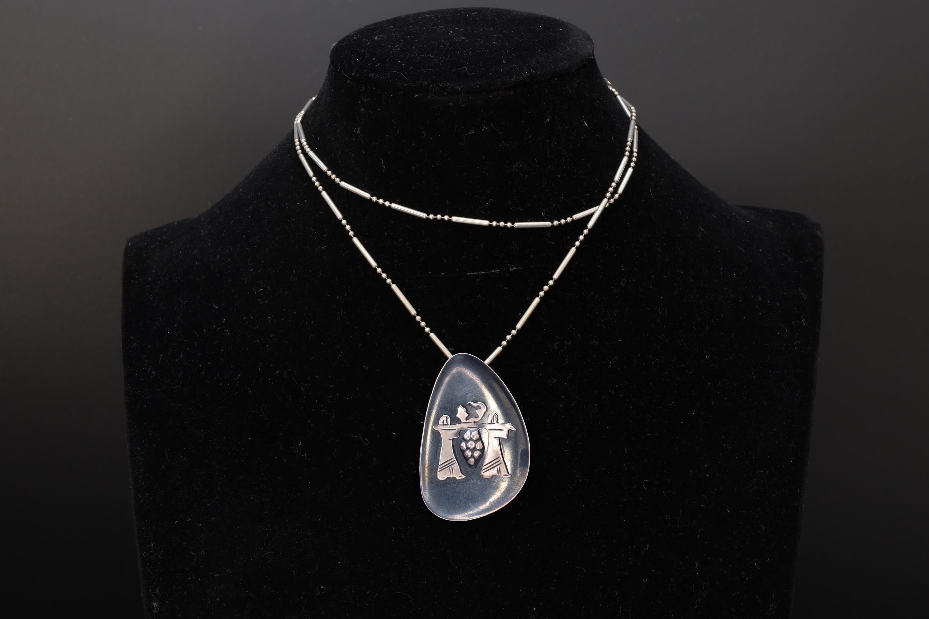 Joshua And Caleb Carrying Giant Grapes, Numbers 13, Judaica Modernist Pendant Necklace, Israel 925 Sterling Silver Ball Bar Chain