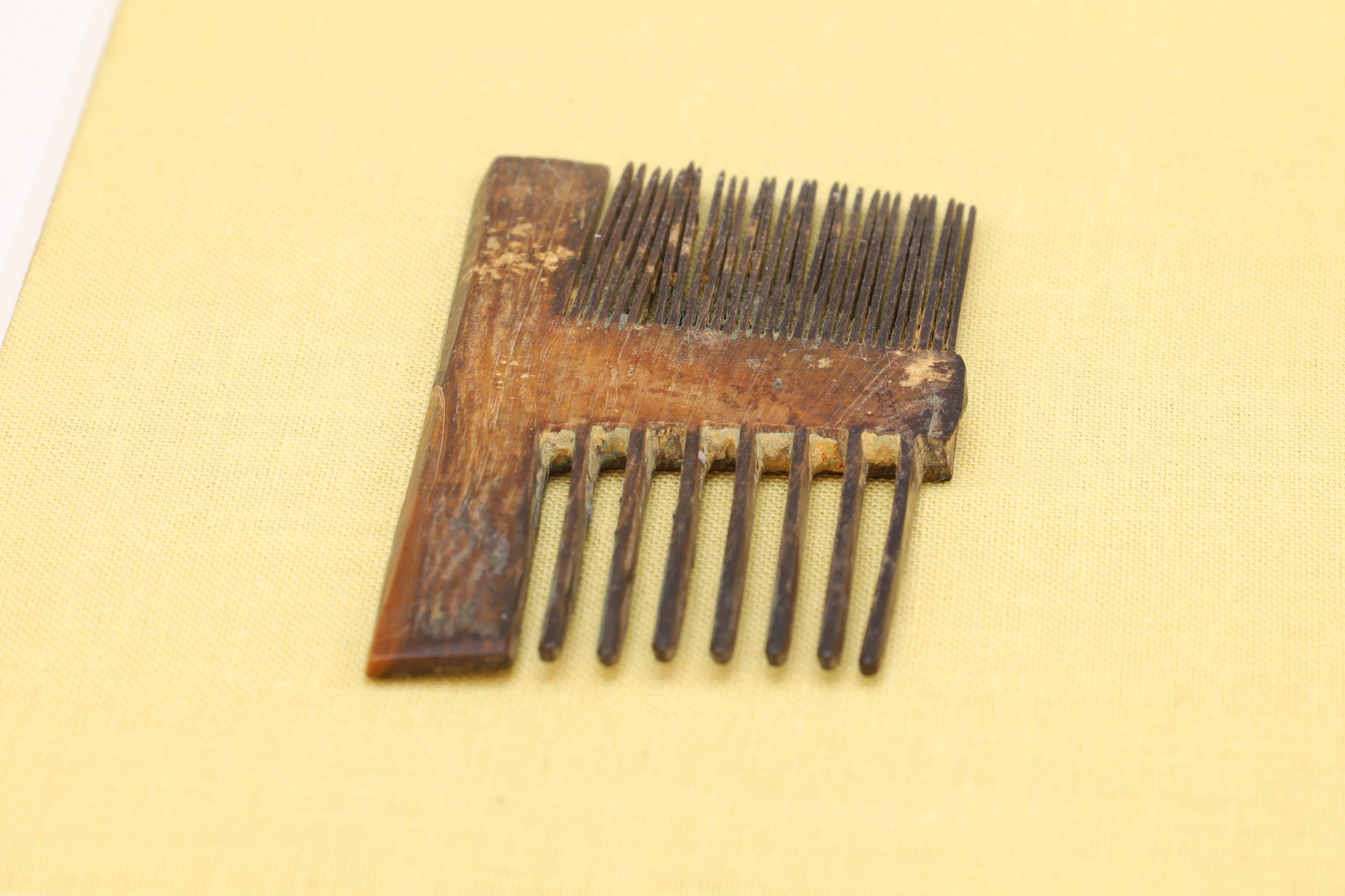 Hair Comb, Byzantine Trade Route, Antique 14th Century Fashion Accessory, Found At The Shores Of Thames River UK