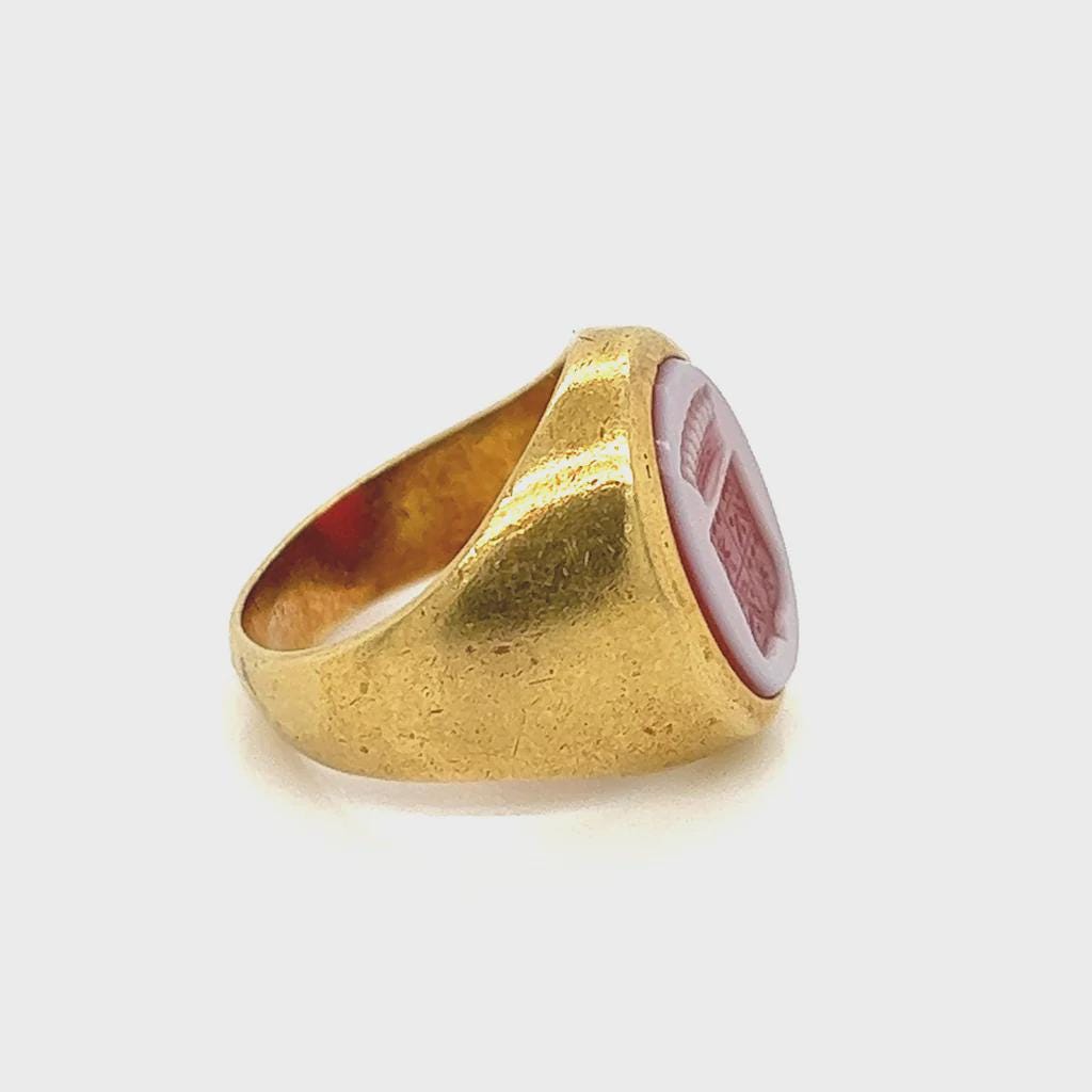 Statement Signet Ring With Famili Crest Intaglio, 14 Kt Yellow Gold Ring Size 4 With Heraldry Coat Of Arms Agate Cabochon, Weight 7.3 grams