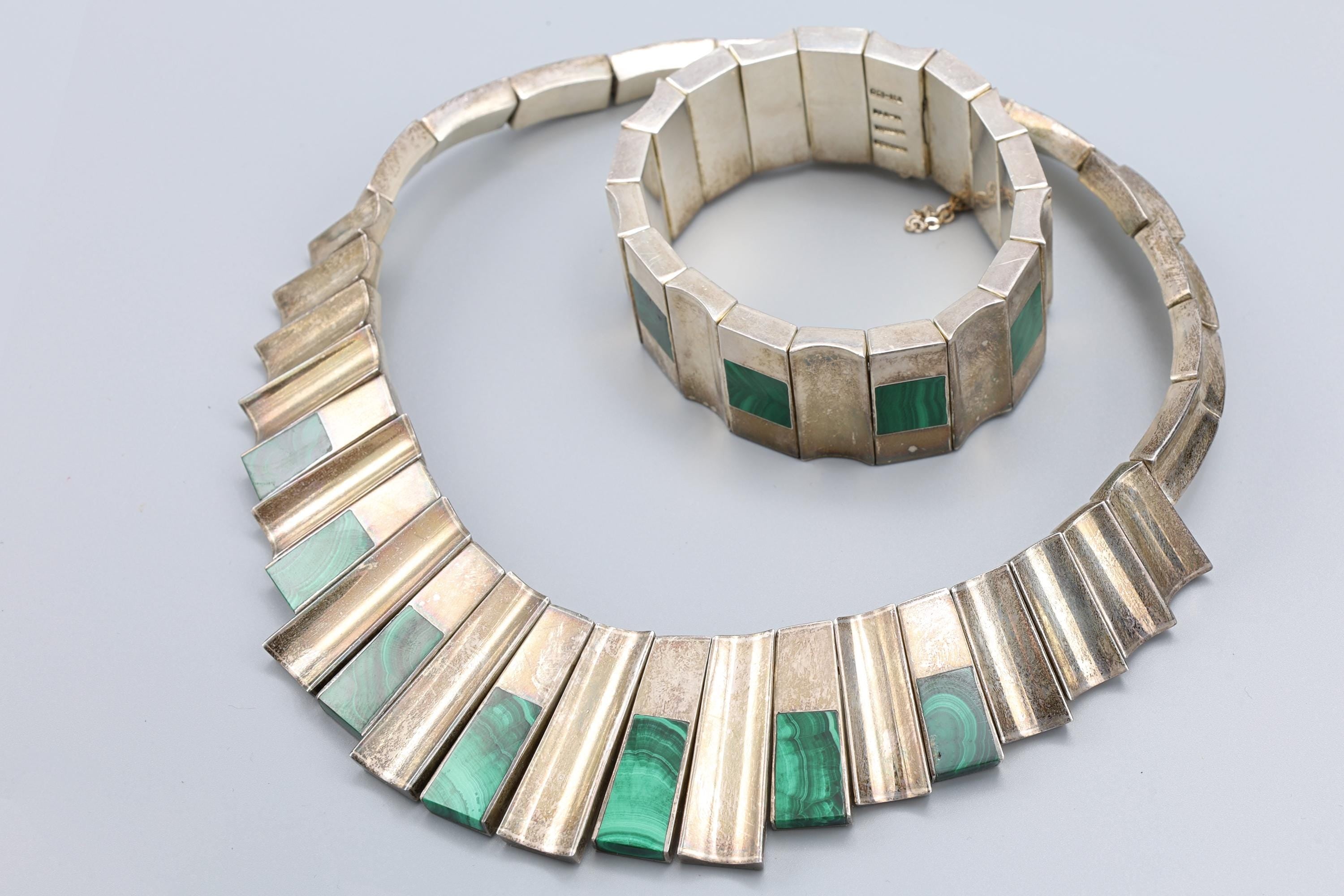 Monteros TM-100 Taxco Mexico Jewelry Set, 970 Silver And Green Malachite, Cleopatra Bib Collar Necklace And Bracelet, Articulated, Graduated