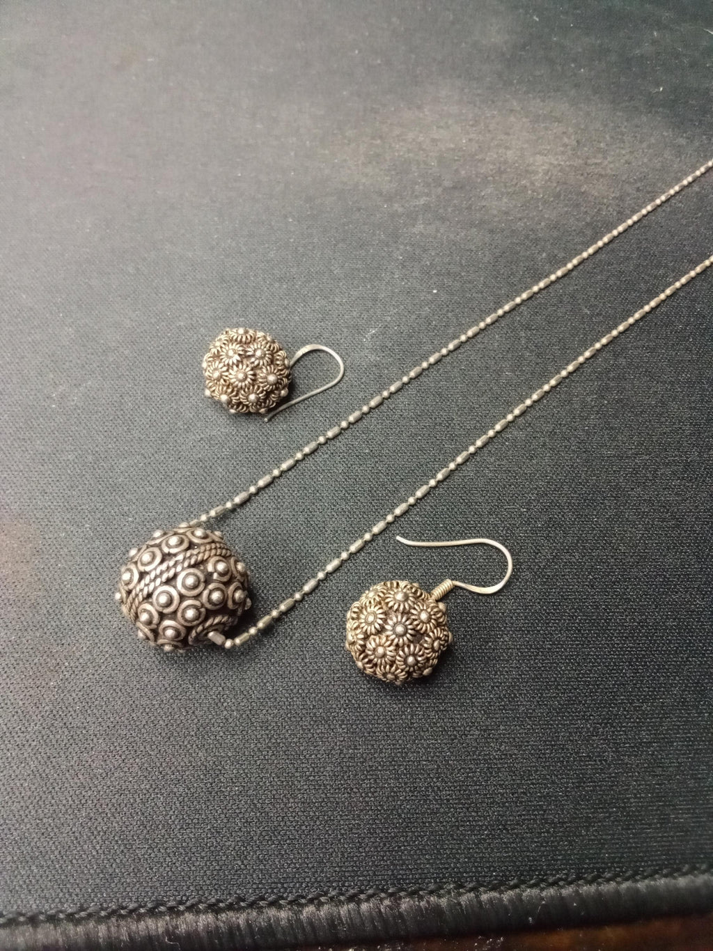 Vintage 1940s Jewelry Set, Neo Etruscan Flower Balls, 925 Sterling Silver Textured Puffed Bead Ball, Earrings And Pendant Necklace