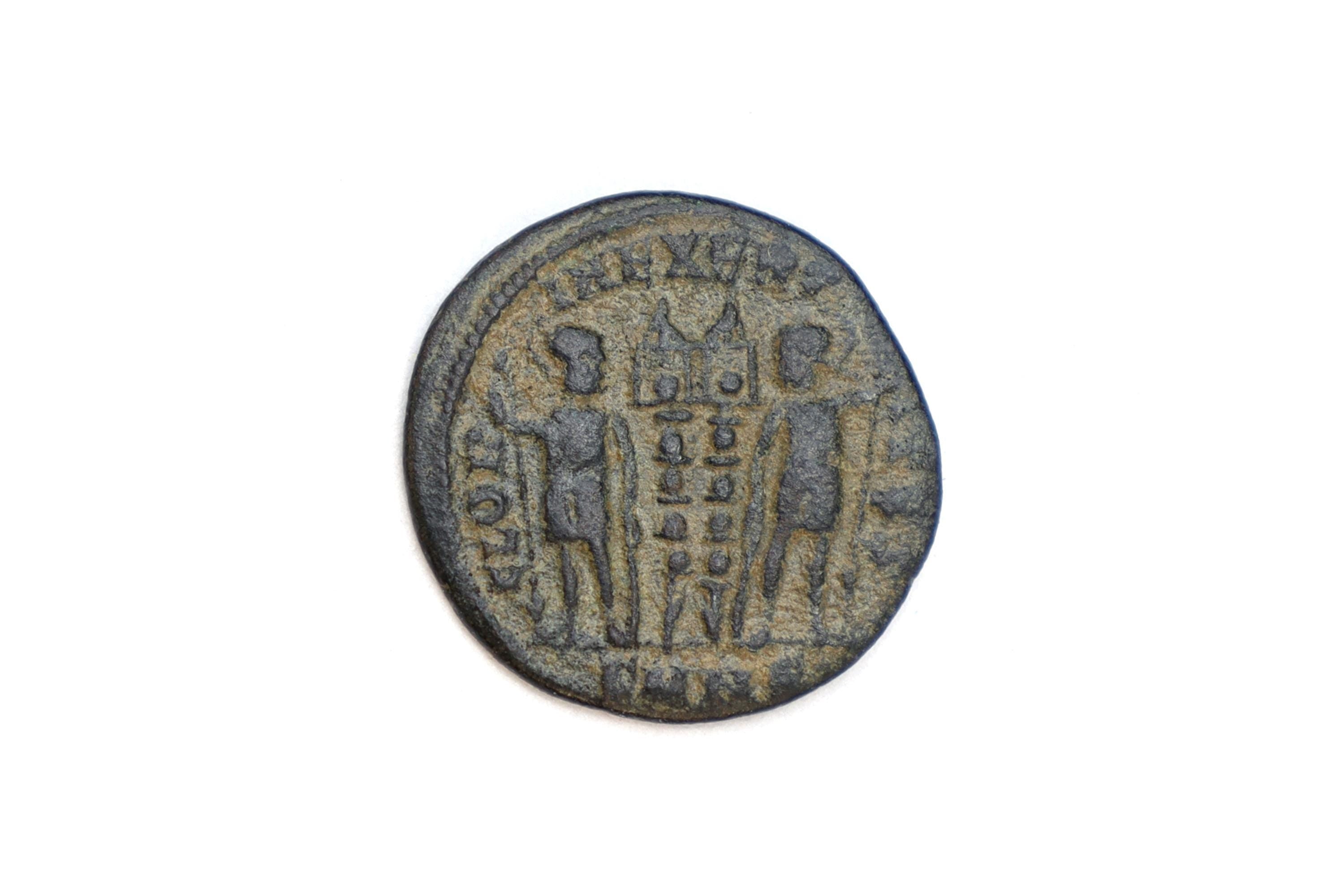 Ancient Roman Empire, Reduced Follis Bronze Coin By Constantius II, Nicomedia Mint, 4th Century AD, Numismatics And Historical Collectibles