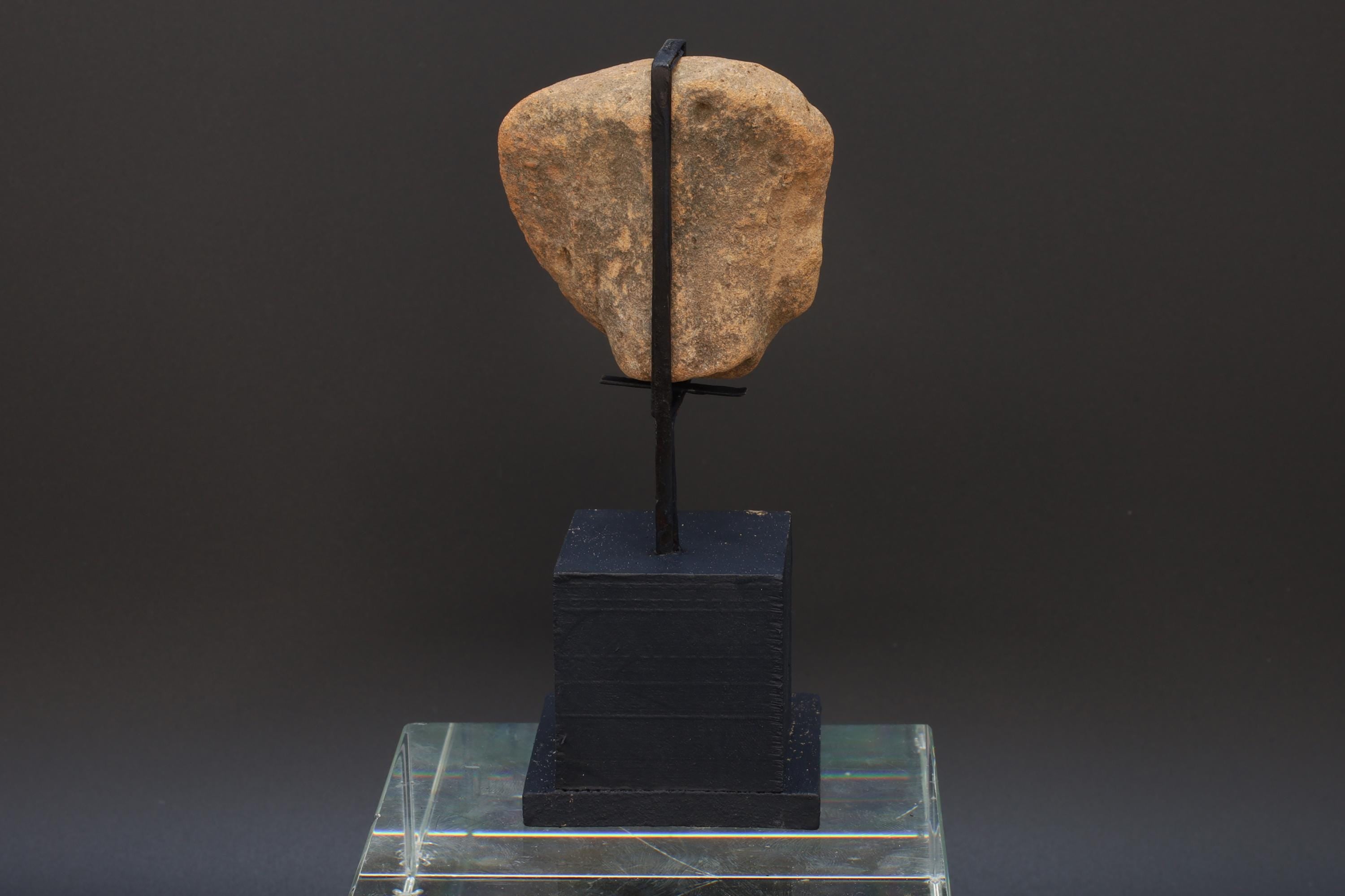 Ancient Huastec Head Figure, Circa 300 AD Panuco River Area Style, Veracruz Pre-Columbian Ceramic Idol Figure On Stand, PreHispanic Mexico
