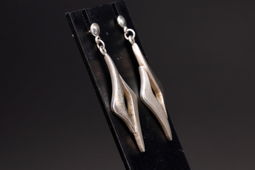 Modernist Abstract Dangle Earrings With A Wavy Flame Design, Vintage 925 Sterling Silver Handmade Artisan Jewelry