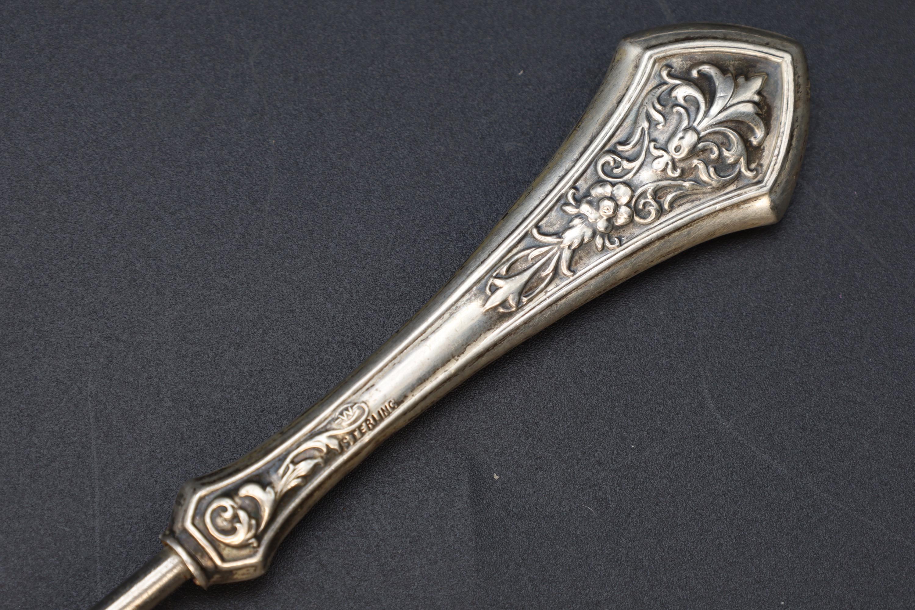 Antique 1890s Button Hook In Art Nouveau Style, American Sterling Silver, Victorian Era Dressing Tools, Fashion Accessories And Collectibles