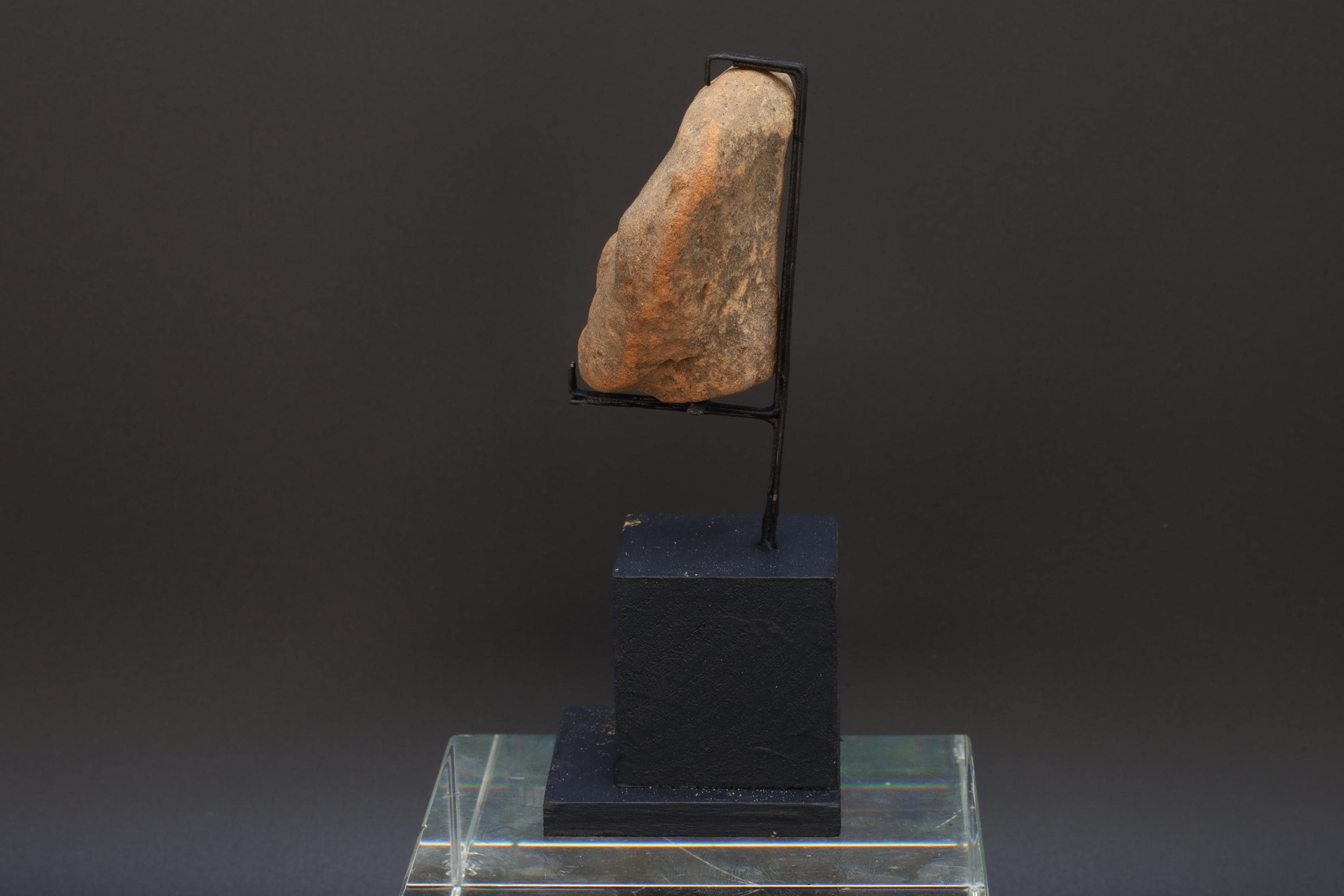 Ancient Huastec Head Figure, Circa 300 AD Panuco River Area Style, Veracruz Pre-Columbian Ceramic Idol Figure On Stand, PreHispanic Mexico