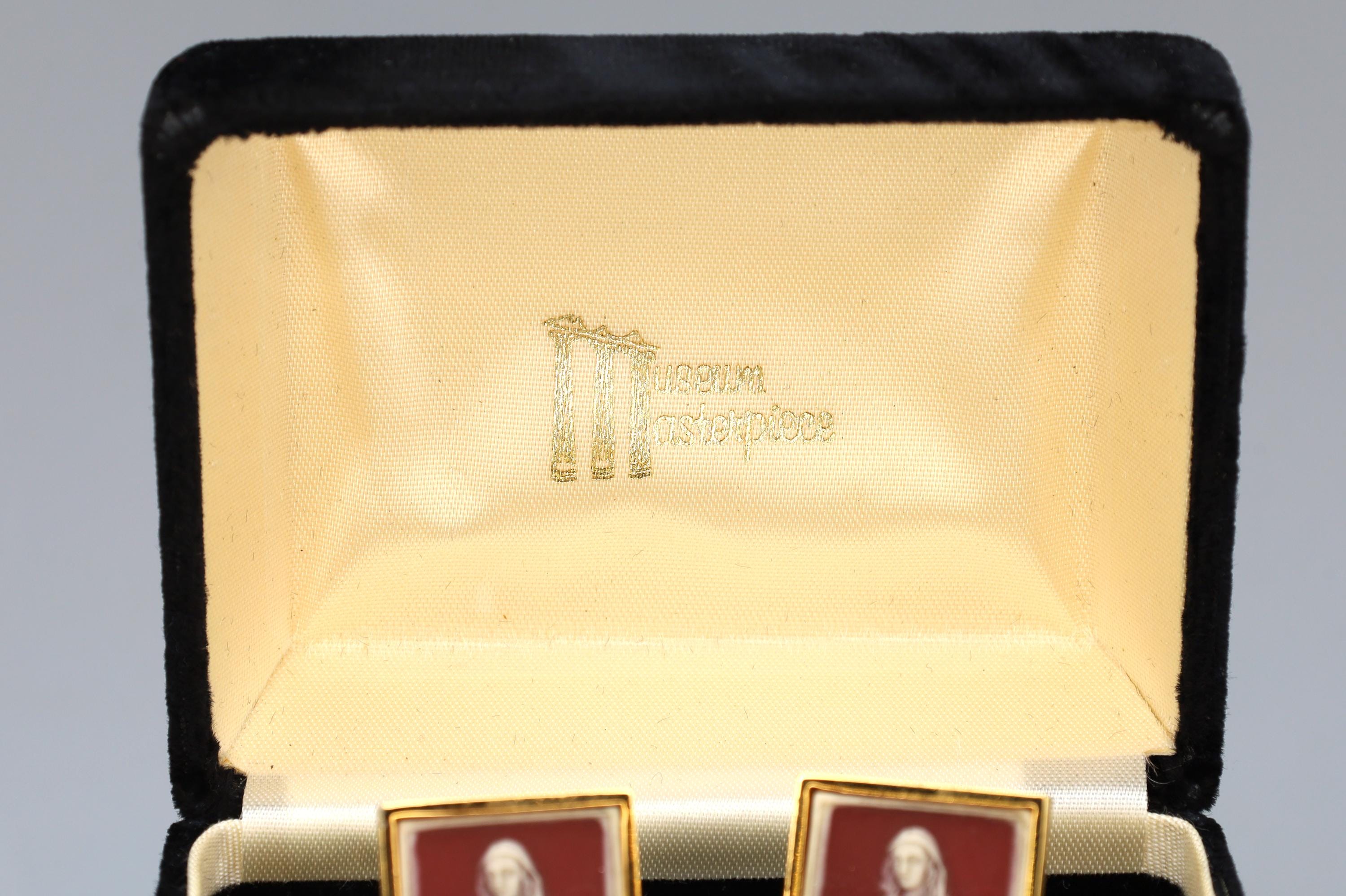 Mona Lisa, Vintage 1960s Dante Masterpieces Cuff Links, Incolay Cameo, A Paste Sur Paste, Large Cufflinks Mens Jewelry, Fashion Accessories