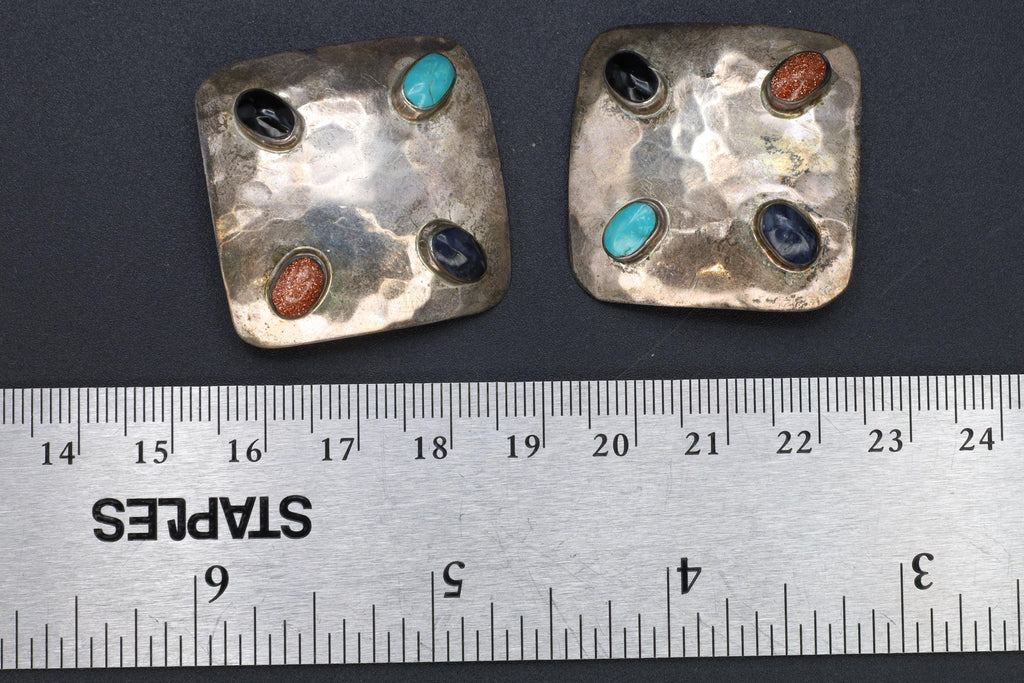 Vintage Taxco Mexico Jewelry, Modernist Earrings Made With 925 Sterling Silver And 8 Cabochons Of Gemstones, Hammered Square Silver Loaf