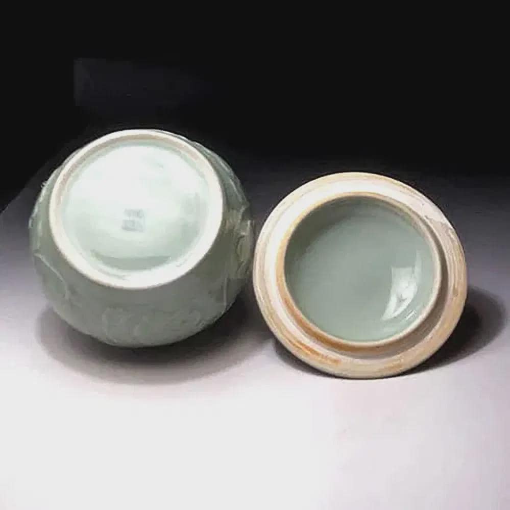Antique Mid 20th Century Chinese Celadon Mizusashi Water Container For Tea Ceremony, Zhong Guo Longquan, East Asia Pottery Art