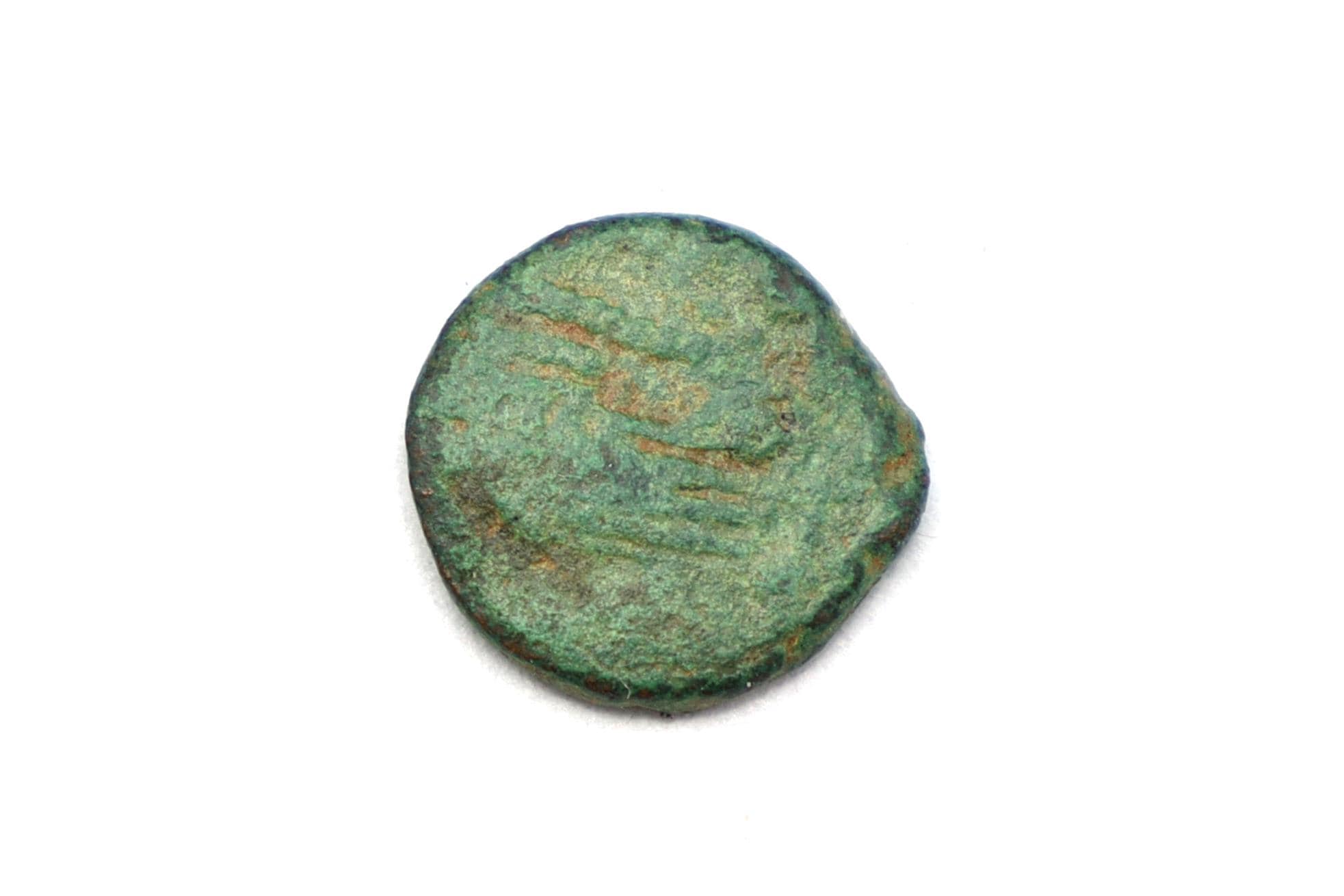 Late Roman Empire Bronze Coin Castra, Emperor Valentinian III, 5th Century AD Nummus, Ancient Numismatics And Historical Collectibles