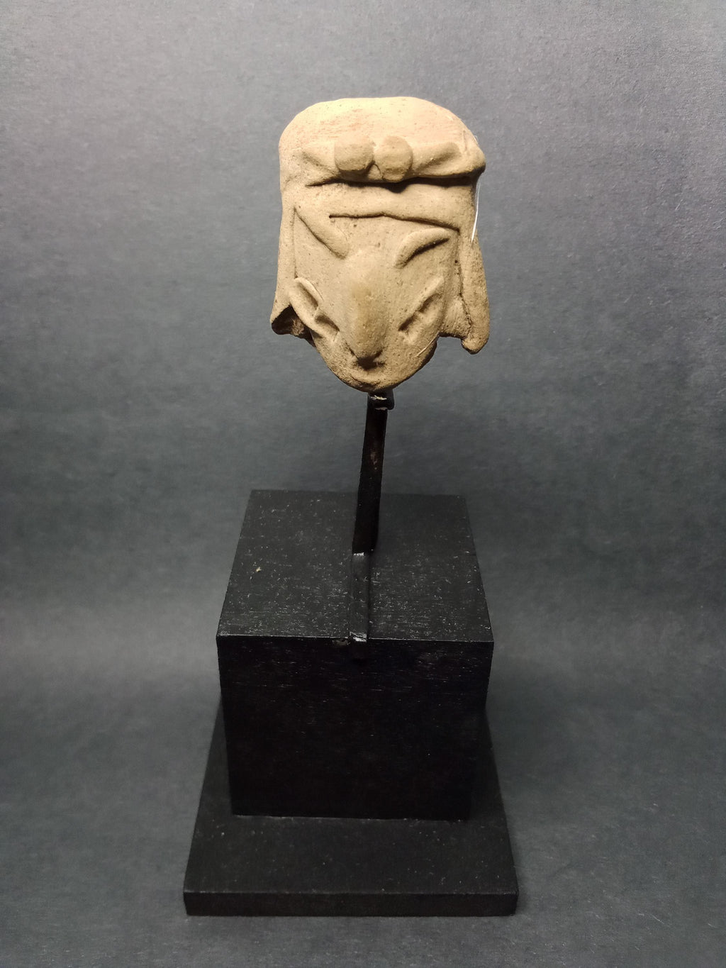 Ancient Chichimeca Quauhchichitl Head Of A Larger Figure From Chupicuaro Culture, Mexican Mesoamerica Art Between The 400 BCE To 200 AD