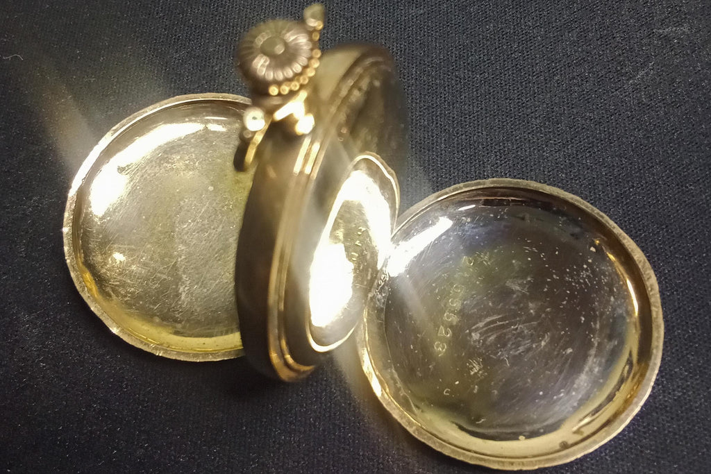 Antique Hunting 1915 Illinois Pocket Watch, Serial 2773533 Grade 201, WORKING Springfield 11 Jewels, Wadsworth Referee Case