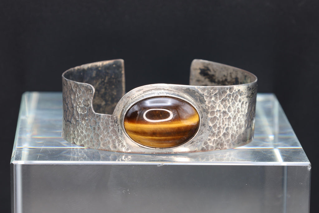 Brutalist Cuff Bracelet, 925 Sterling Silver And Oval Tigers Eye Cabochon, Modernist Design, Hammered Metal Bangle, Fashion Accessories