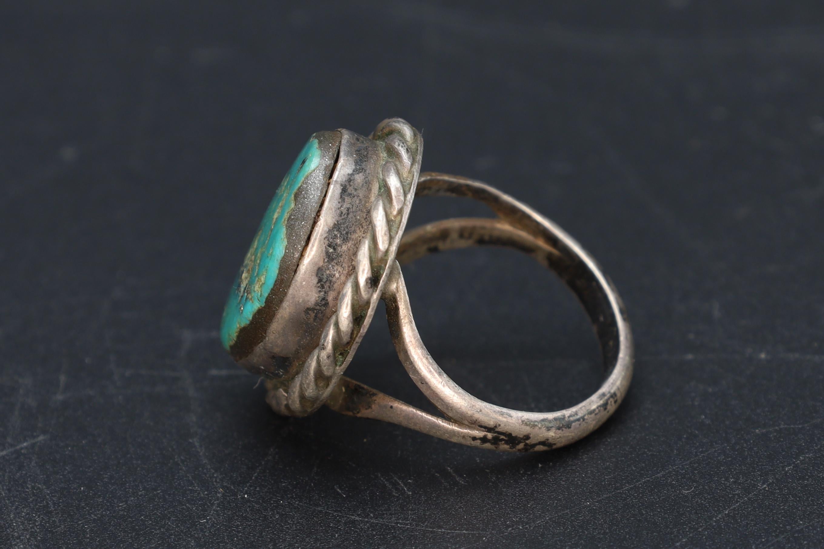 Turquoise Stone Ring Size 7 USA Charts, 925 Sterling Silver, NatAm Southwestern Americana Fashion Accessories, Navajo Style Jewelry