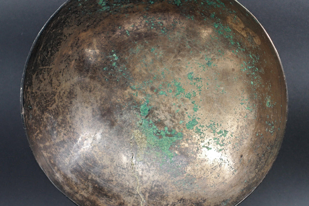 Ancient Near East, Sasanian Empire, Dated As Between The 3rd To 7th Century CE. A Simple Manufacture Bronze Bowl Or Phiale, Antiquities Art