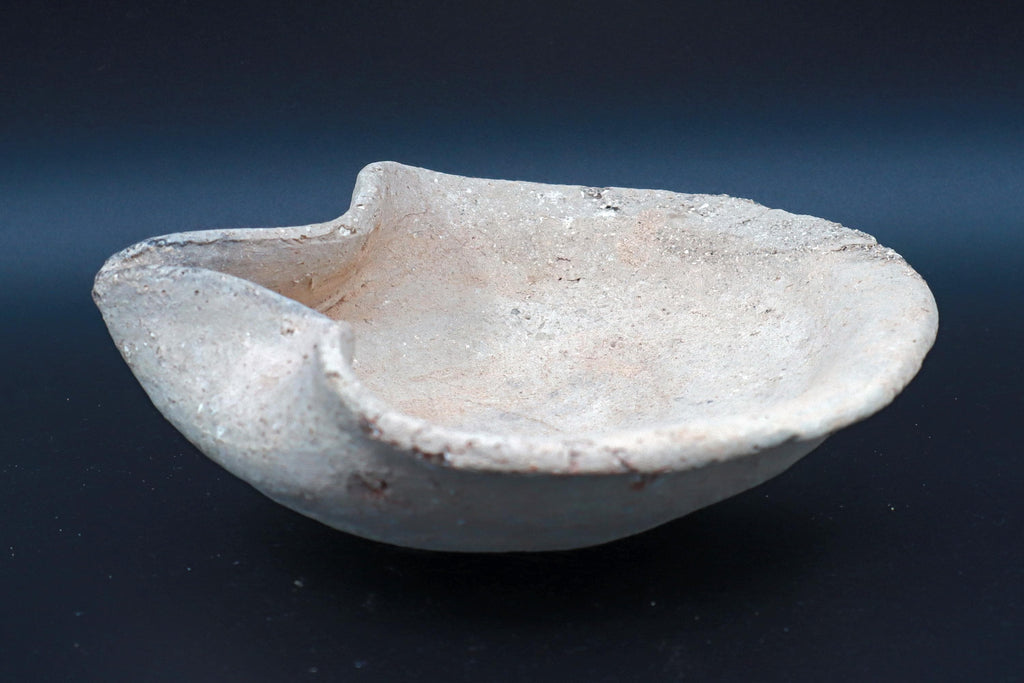 Jerusalem First Temple Period, A Clay Oil Lamp With Pinched Spout, Terracotta From The Iron Age II Circa 9th Century BCE, Holy Land, Israel