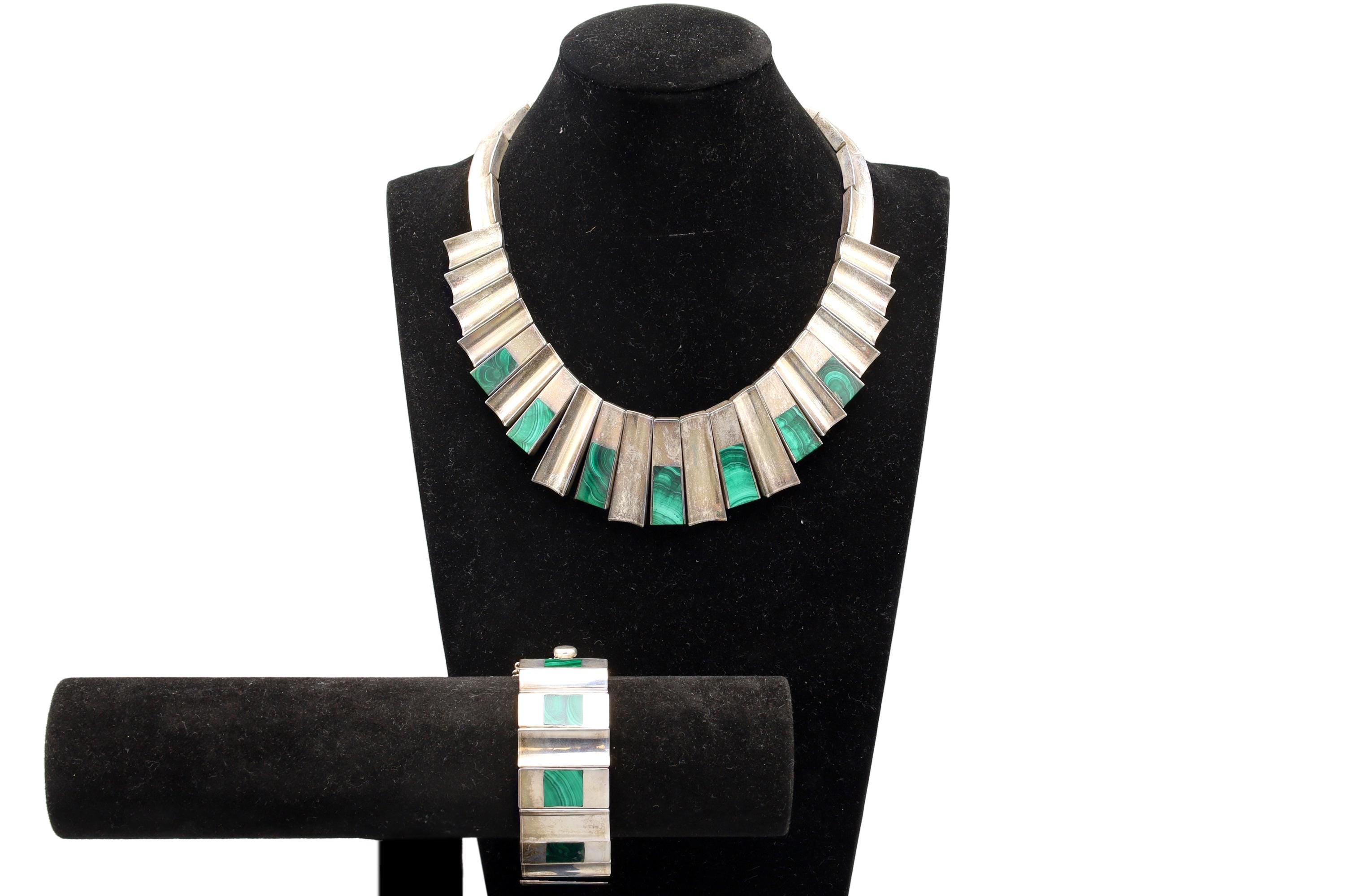 Monteros TM-100 Taxco Mexico Jewelry Set, 970 Silver And Green Malachite, Cleopatra Bib Collar Necklace And Bracelet, Articulated, Graduated