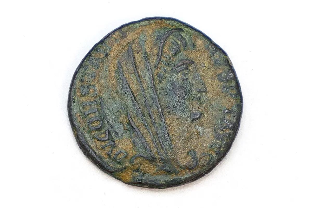 Ancient 4th Century AD Rome, Bronze Coin Of Emperor Constantine I, Deification Issue The Quadriga Chariot, Numismatics
