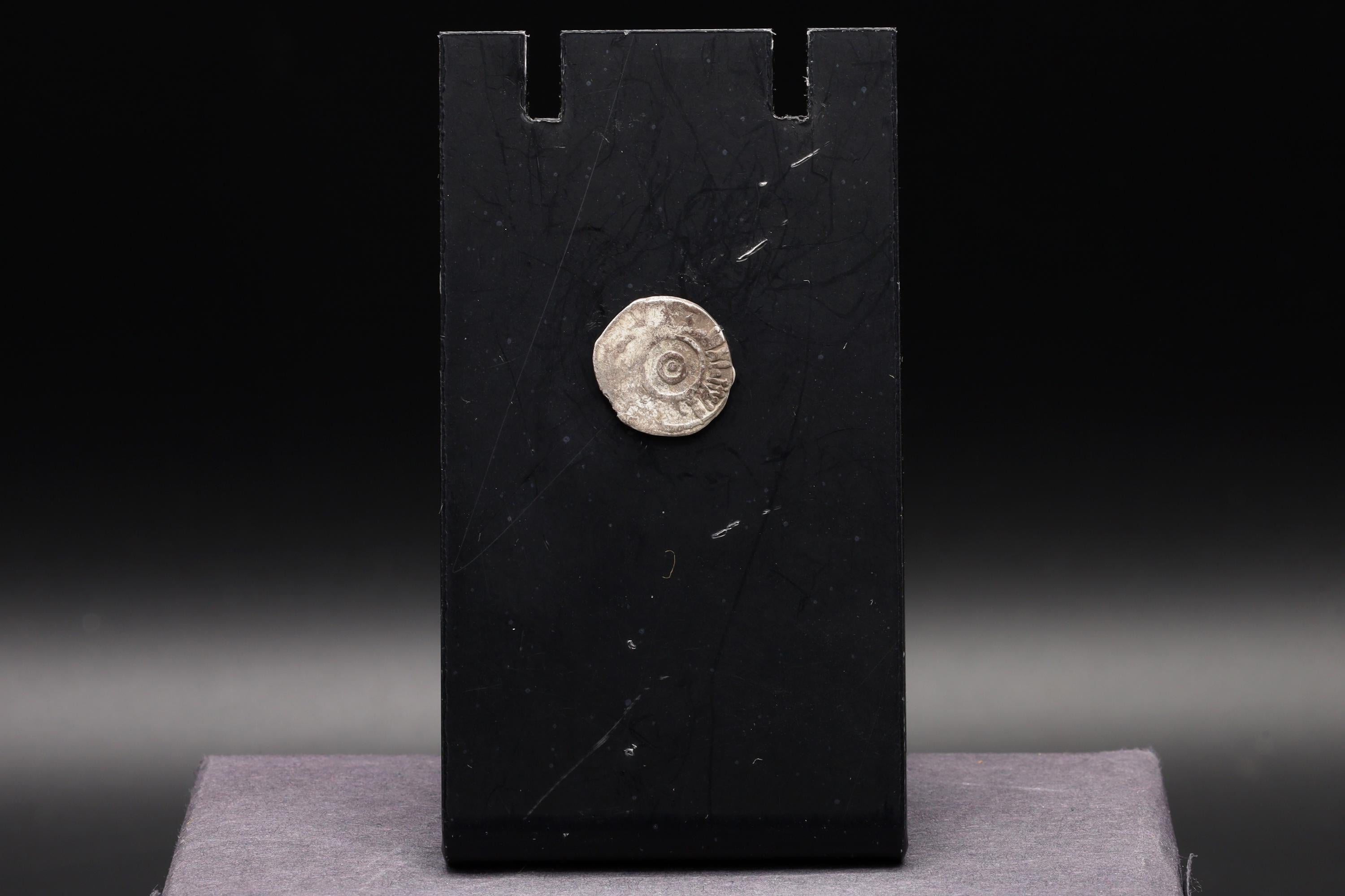 Medieval Egypt, Fatimids, al-Aziz Billeh, Fractional Value Of Half Dirham, Silver Coin With Arabic Calligraphy. Numismatics Collectibles