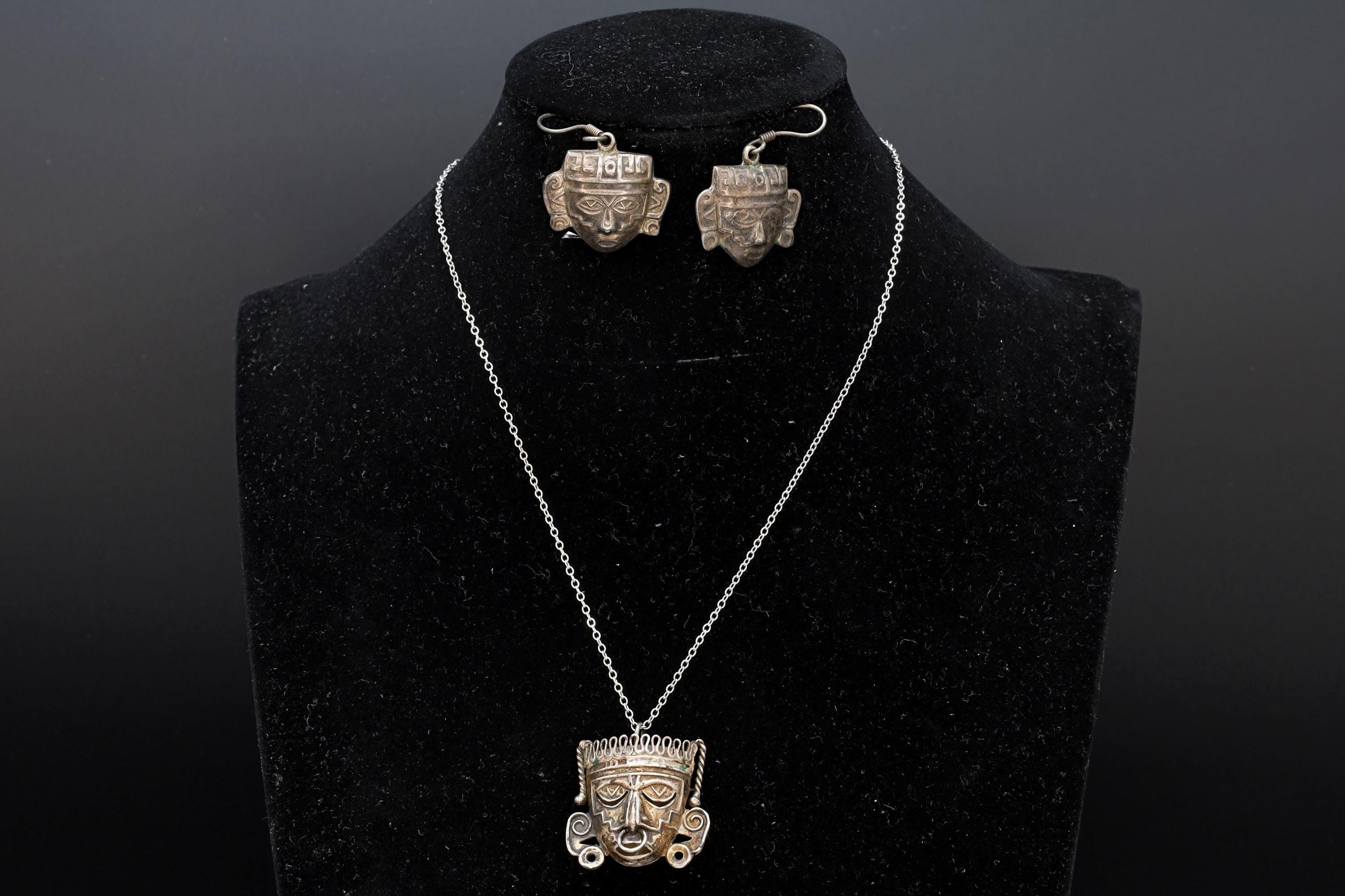 Vintage 1940s Jewelry Set, Neo Aztec Pendant Necklace And Dangle Earrings, Art Deco Pre-Columbian Designs, Mexican 925 Sterling Silver
