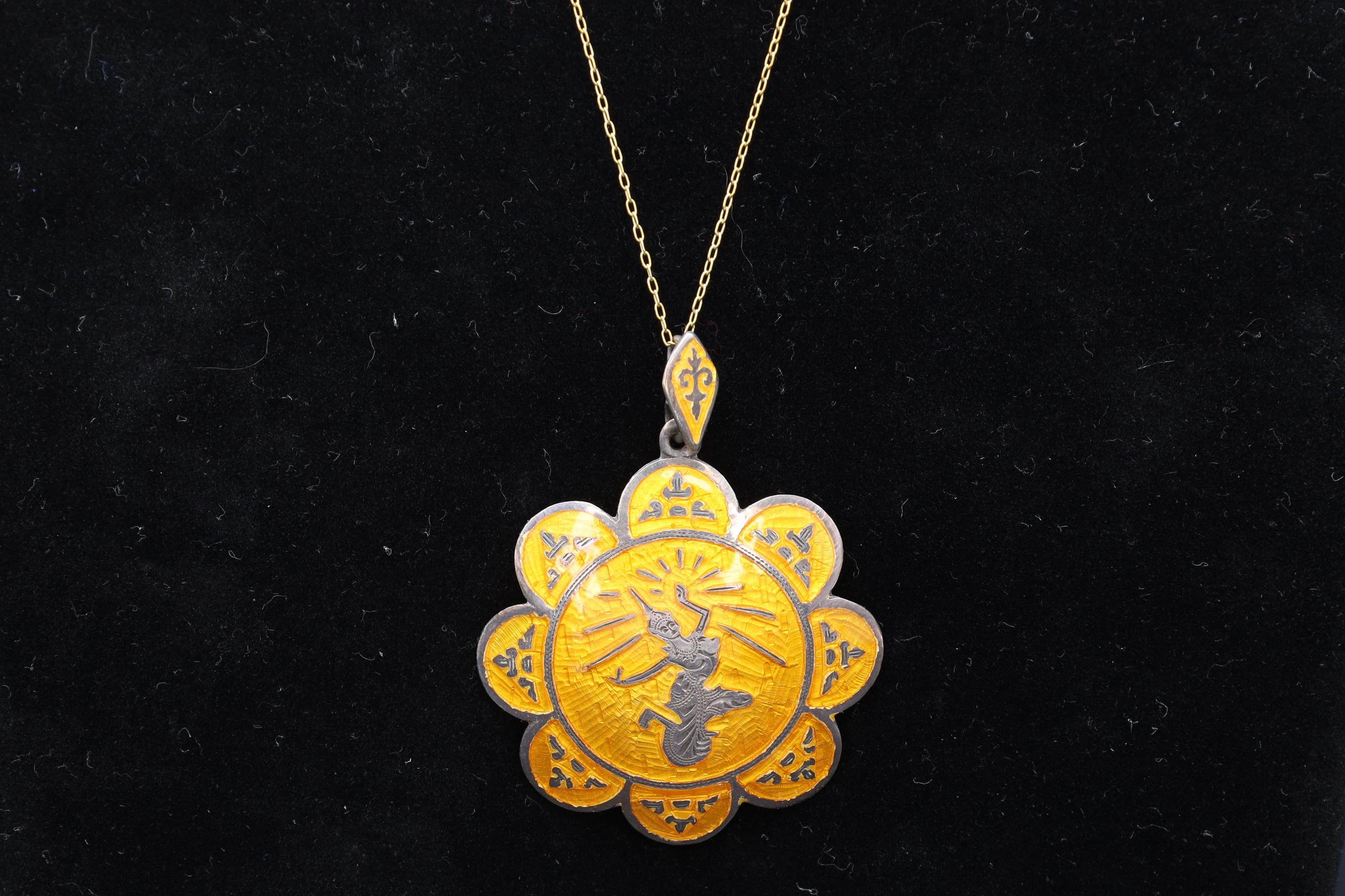 Vintage 1940s Pendant Necklace With Gold Niello And Sterling Silver, Dancing Buddhist Mekkala, Kingdom Of Siam, Asia Jewelry And Fashion