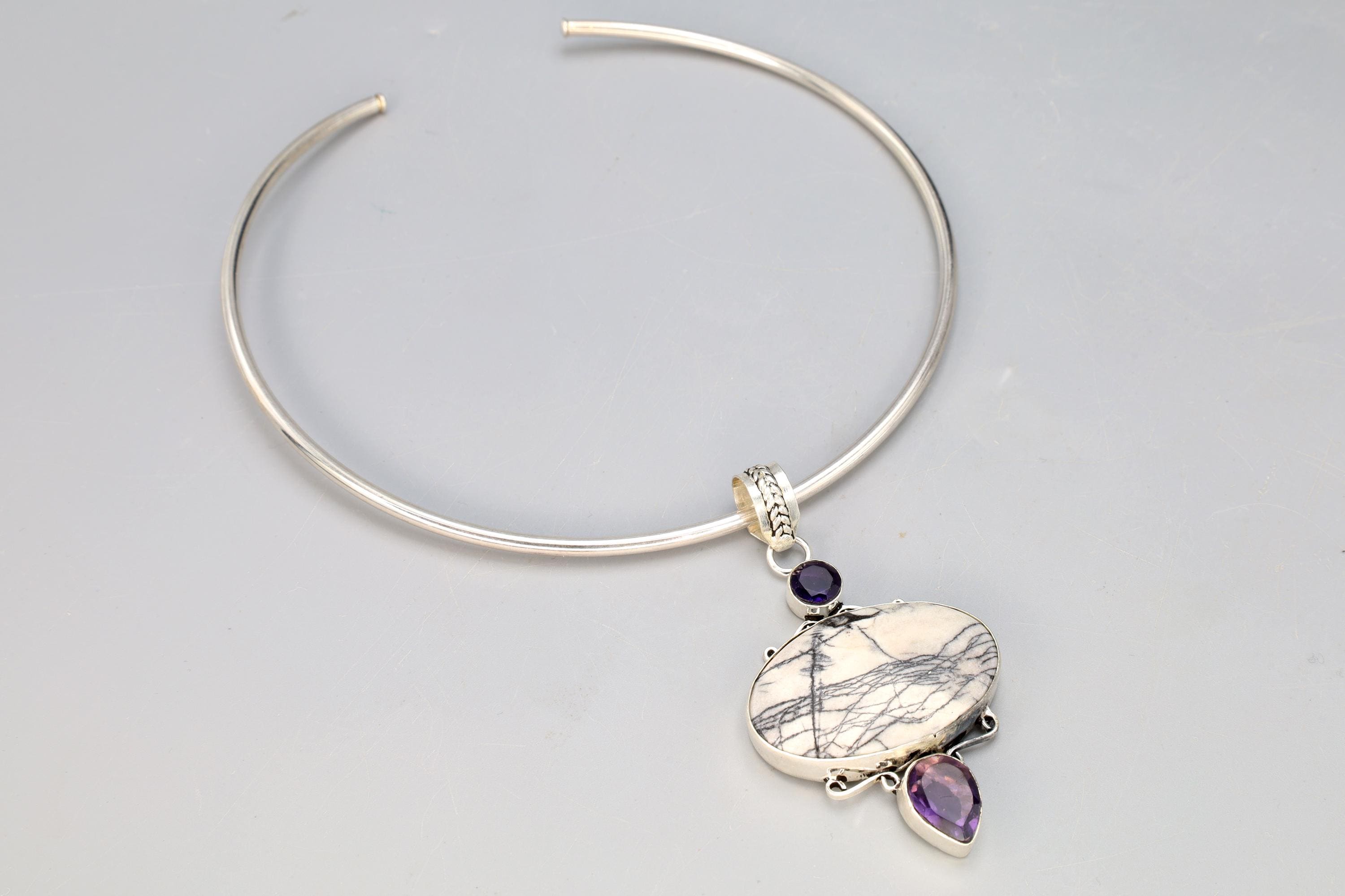 Vintage Collar Torc Necklace With A Multistone Pendant, 925 Sterling Silver, Faceted Amethyst Cabochons, White Jasper Howlite