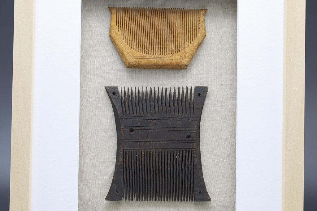 Colonial India, Circa 1920s Hand Carved Wood Combs From Rajasthan Gipsy Tribesmen, Kalbelia, Framed And Read To Hand On Wall, Bathroom Decor