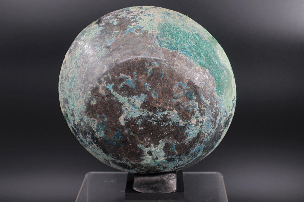 Ancient Near East, Sasanian Empire, Dated As Between The 3rd To 7th Century CE. A Simple Manufacture Bronze Bowl Or Phiale, Antiquities Art