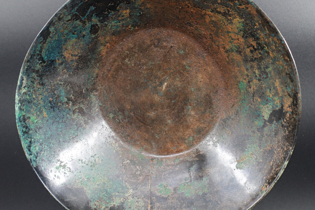 Ancient Near East, Sasanian Empire, Dated As Between The 3rd To 7th Century CE. A Simple Manufacture Bronze Bowl Or Phiale, Antiquities Art