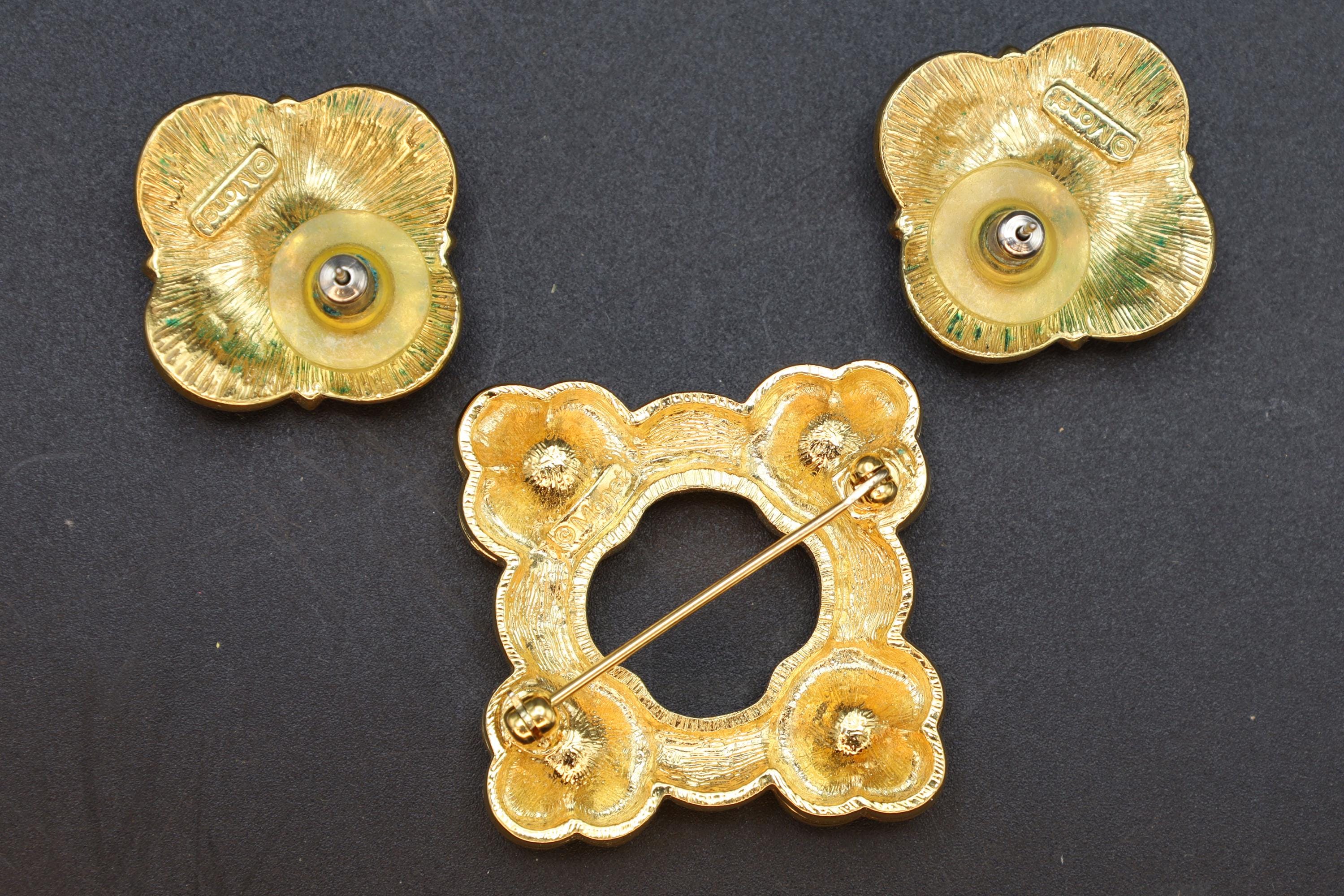 Monet Jewelry Set With Stud Earrings And Brooch Made In The 1980s USA, Gold Tone, Enamel And Ruby Glass Rhinestones