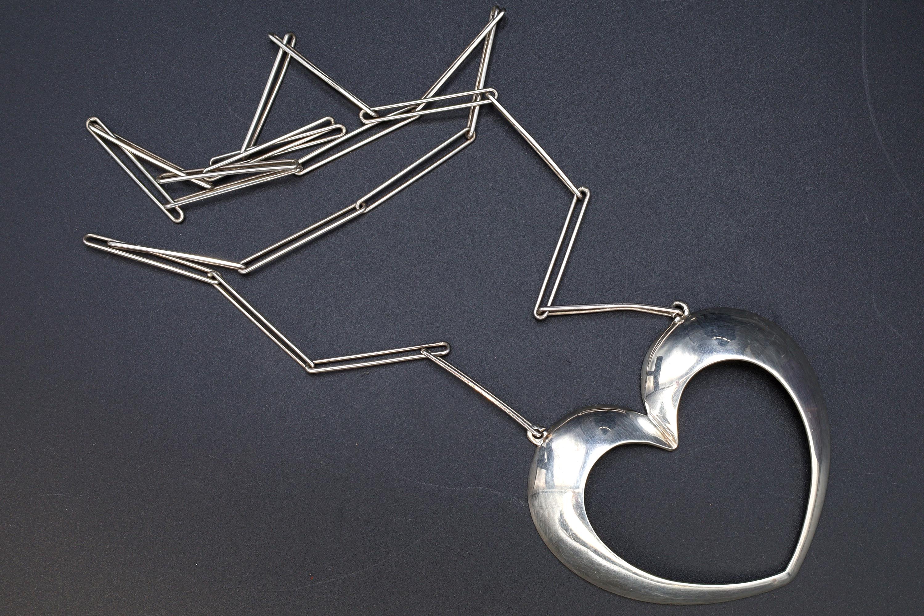 Bernhard Hertz Jewelry, Vintage Mid Century Modernist HEART Pendant Necklace With Handmade Slim Clip Chain, 925 Sterling Silver, Denmark