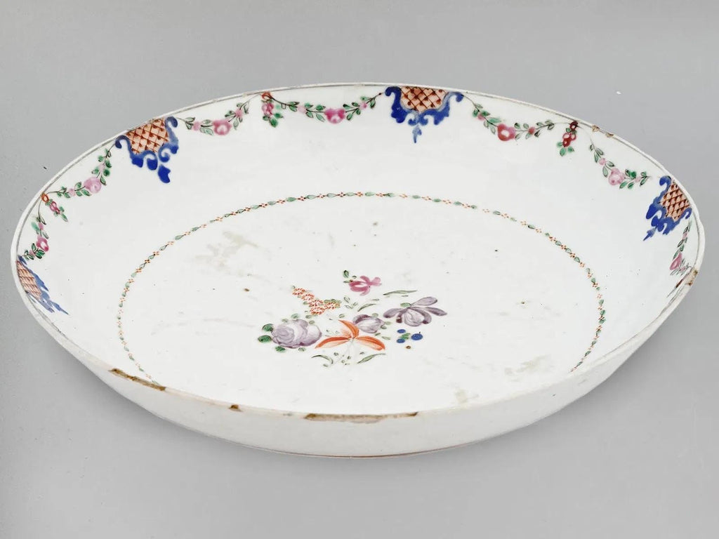 Antique 18th Century Chinese Exports Plate, Qing Dynasty, Early Famille Rose Porcelain Fruit Bowl For The Continental European Markets