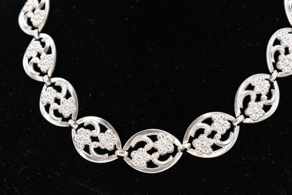 Panel Necklace With Flowers By Sterling WRE Richards, A Vintage 1950s American Jewelry, Oval Cut Out Links, Retro Fashion Accessories