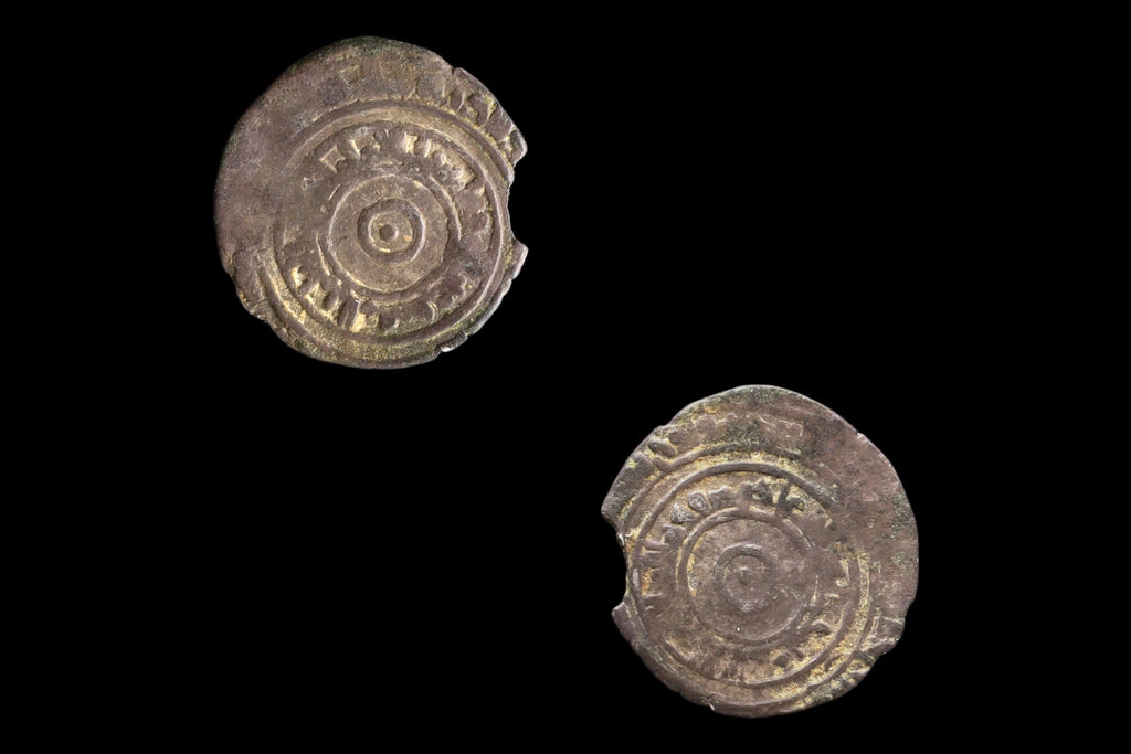 Medieval Egypt, Fatimids, al-Aziz Billeh, Fractional Value Of Half Dirham, Silver Coin With Arabic Calligraphy. Numismatics Collectibles