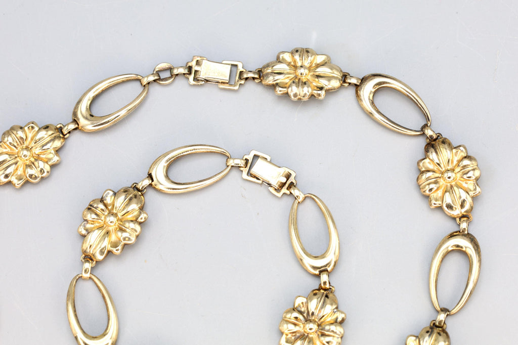 Jewelry Set By Sterling Symmetalic, Necklace And Bracelet, Vintage 1950s American Jewelry, Oval Flower Links, Retro Fashion Accessories