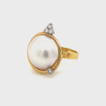 14 Karat Yellow Gold Ring Size 7 1/2 With Large Pearl And Clear White Diamonds, Weight 9.7 Grams