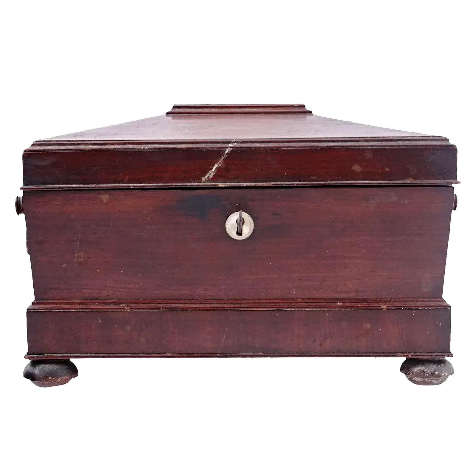 Antique 19th Century Legged And Lidded Wooden Jewelry Chest Box, France, Furniture Accessories, European Small Storage