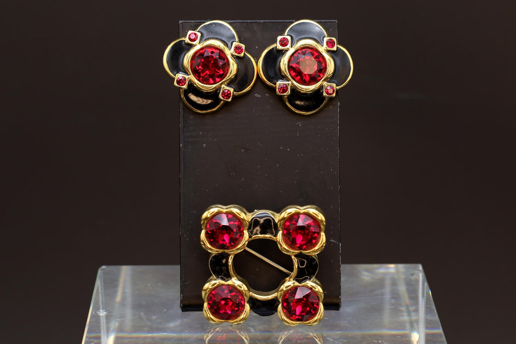 Monet Jewelry Set With Stud Earrings And Brooch Made In The 1980s USA, Gold Tone, Enamel And Ruby Glass Rhinestones