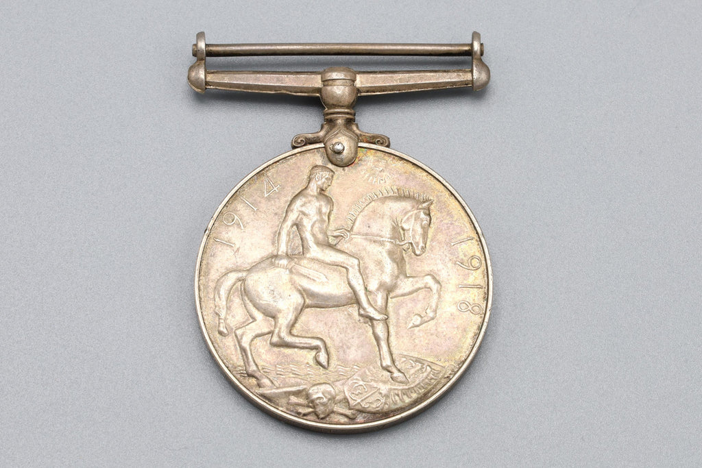 Great Britain A 1918 King GEORGE V War Silver Medal Military Collectibles WWI Collectibles UK