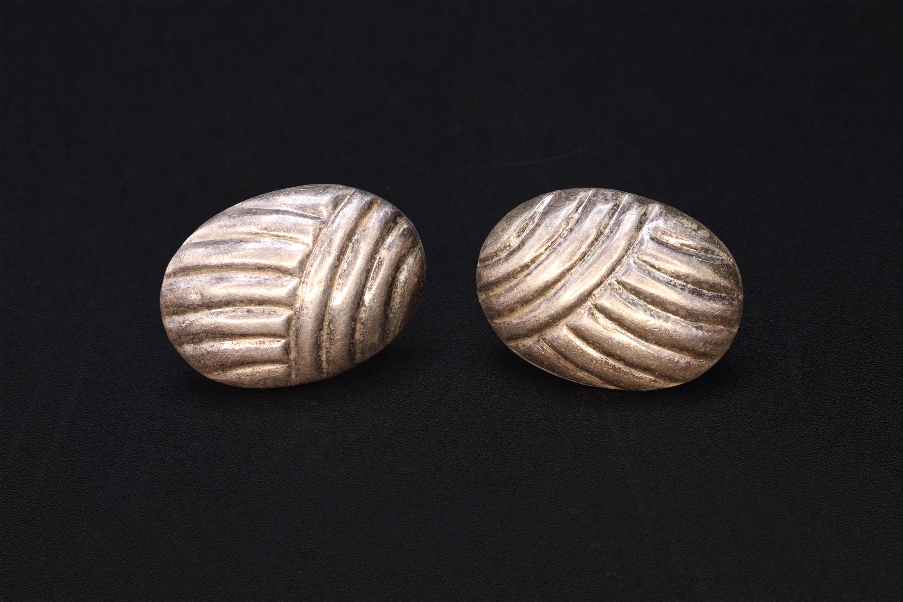 Modernist Textured Stud Earrings, Large 925 Sterling Silver Studs With Wavy Abstract Design, Oval Earrings, Vintage Fashion Accessories
