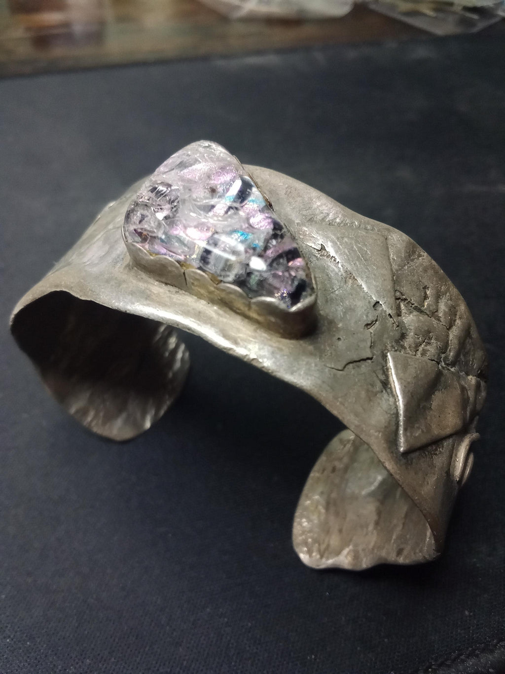 Vintage Handmade Brutalist Cuff Bangle Bracelet With dichroic Glass Cabochon. Hand signed. Vintage Jewelry