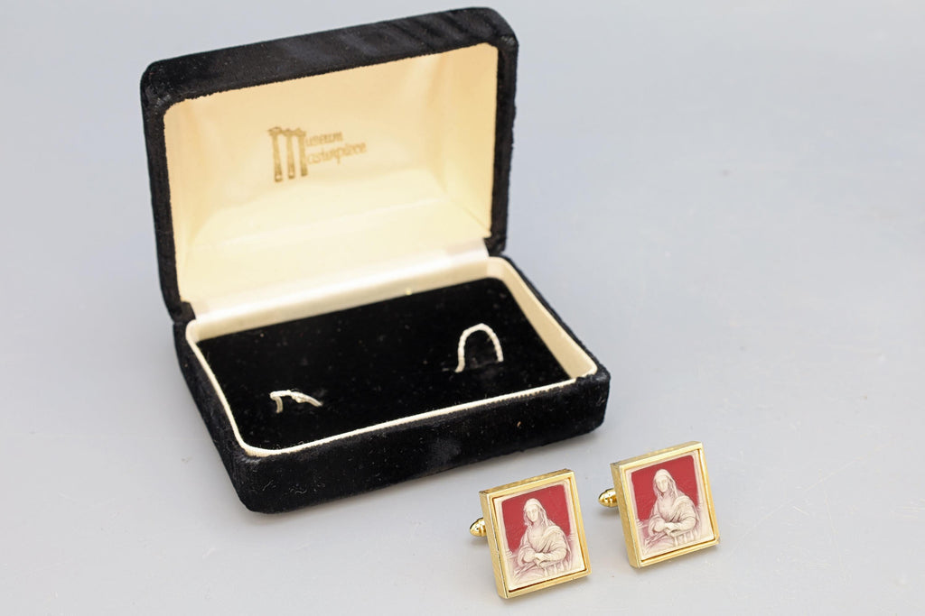 Mona Lisa, Vintage 1960s Dante Masterpieces Cuff Links, Incolay Cameo, A Paste Sur Paste, Large Cufflinks Mens Jewelry, Fashion Accessories