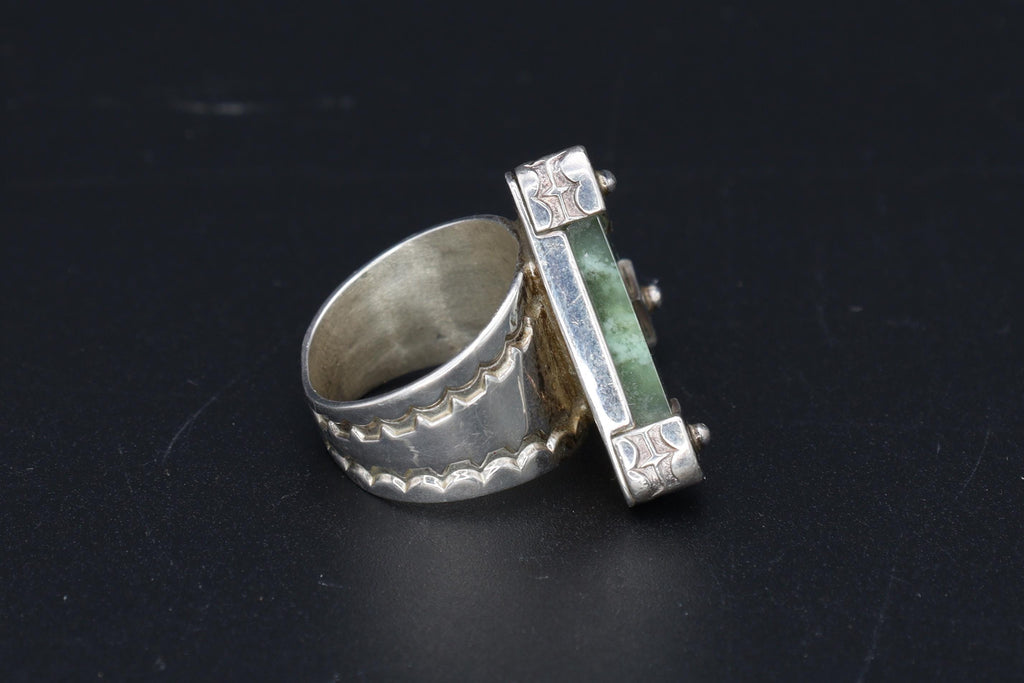 Desert Rose, Jay King Jewelry, Statement Ring Size 5 1/2 USA Charts, Sterlign Silver And Jadeite Nephrite, Triangle Shaped, Post Modern Art