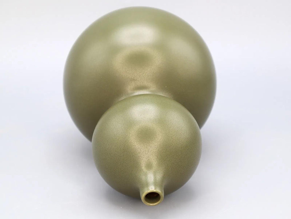 Fine Dark Olive Glazed Ceramic Vase In Gourd Shape, Late Qing Dynasty Or Republic, Semi Porcelain Vessel, Asian Oriental Home Decoration