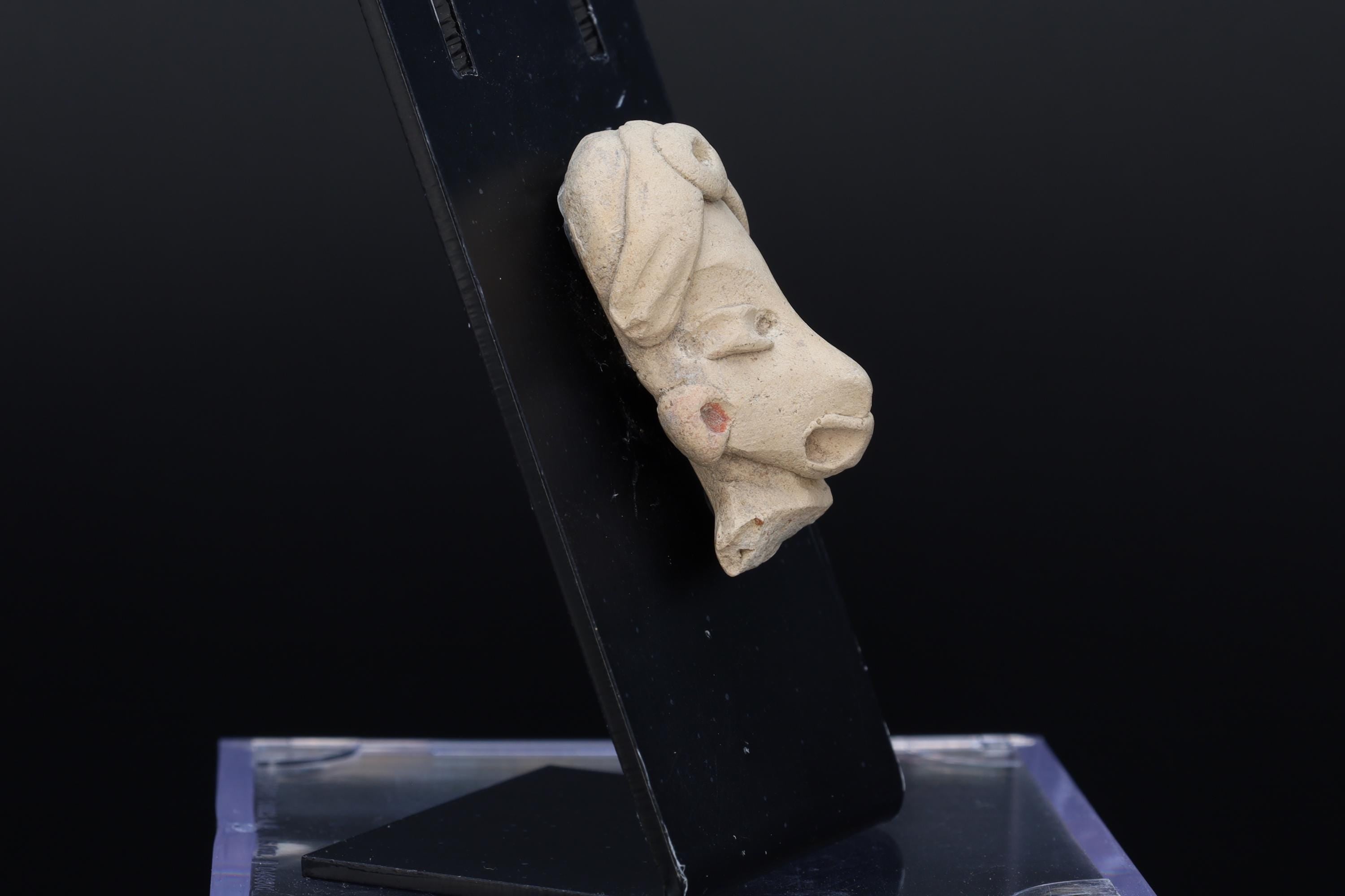 Ancient Chichimeca Quauhchichitl Head Of A Larger Figure From Chupicuaro Culture, Mexican Mesoamerica Art Between The 400 BCE To 200 AD
