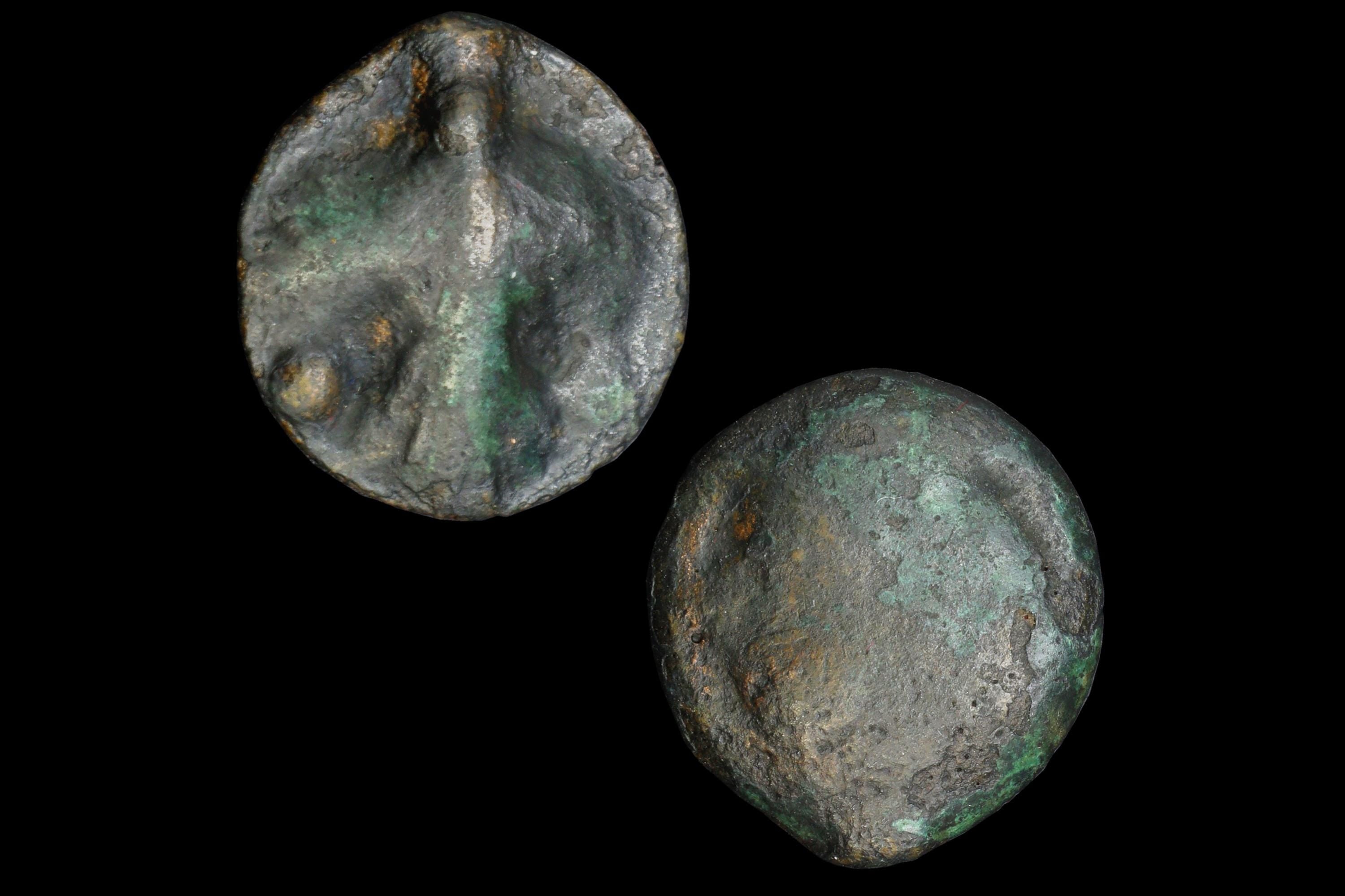 Selinos, Sicily, Circa 435 BCE. Bronze AE Trias. Gorgoneion Medusa And Celery Selinon Leaf With Dots, Ancient Collectibles And Numismatics